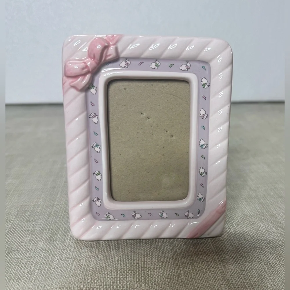 Vintage Burnes Ceramic Bunny Photo Frame: 90s Home Decor